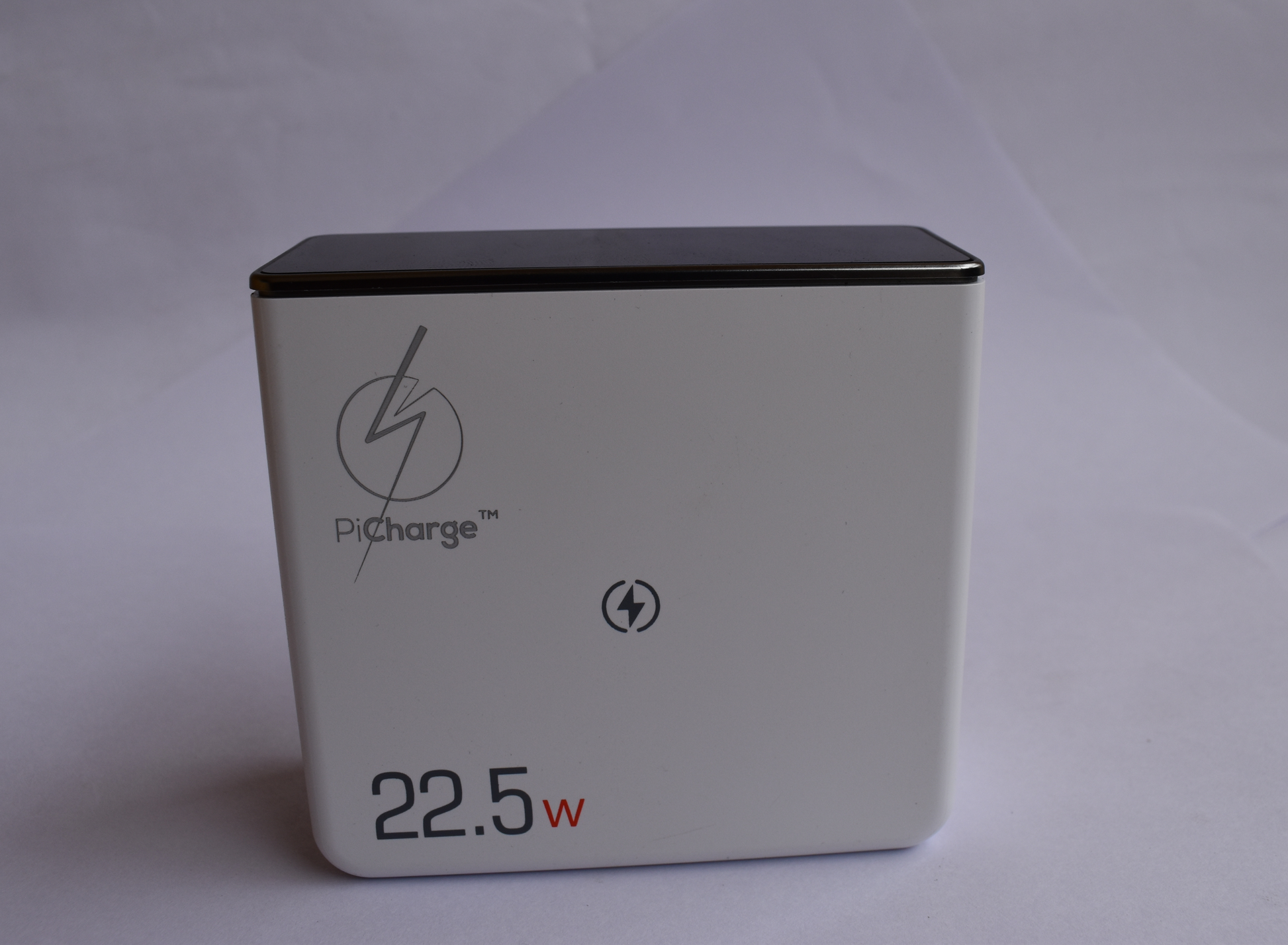 Picharge 20000mAh Wired & Wireless Fast Charging Power Bank